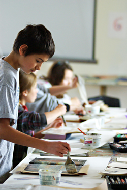 painter_centrum Middle School painting studio during Explorations @Al McCleese